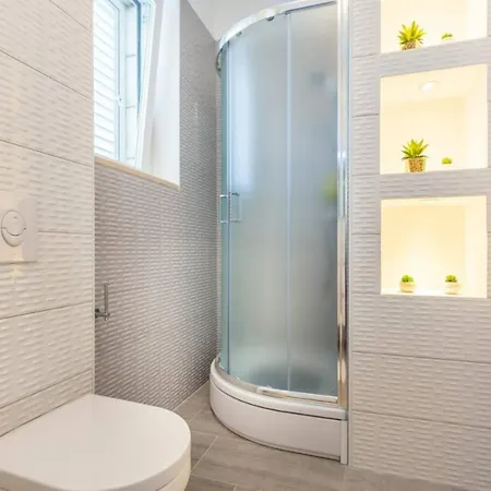 3-bedrooms Offering A Remarkable View וילה *