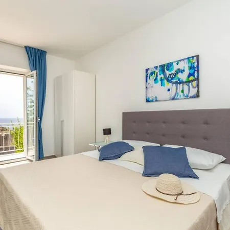 3-bedrooms Offering A Remarkable View Villa